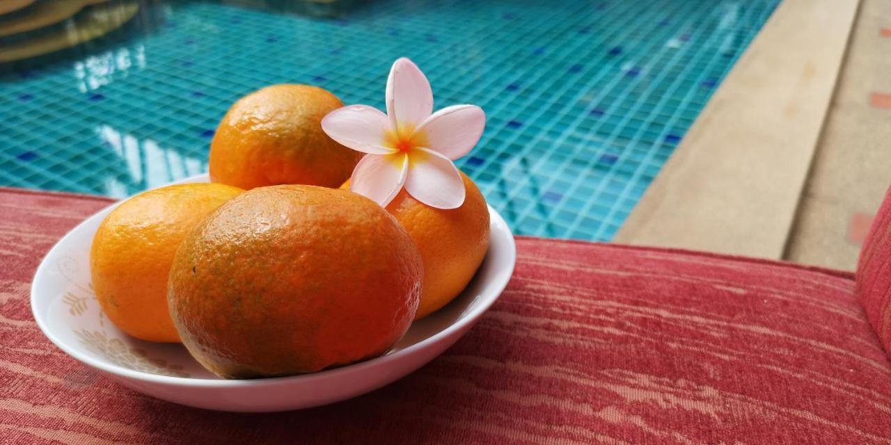 พระตำหนักวิลล่า 10 ห้องนอน พร้อมสระว่ายน้ำส่วนตัว Pattaja Kültér fotó